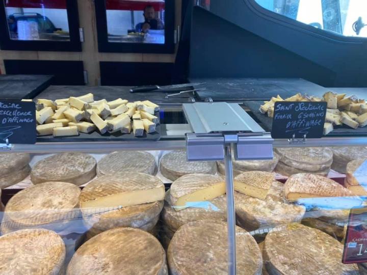 Fromage Emmental lait cru Puy-de-Dôme