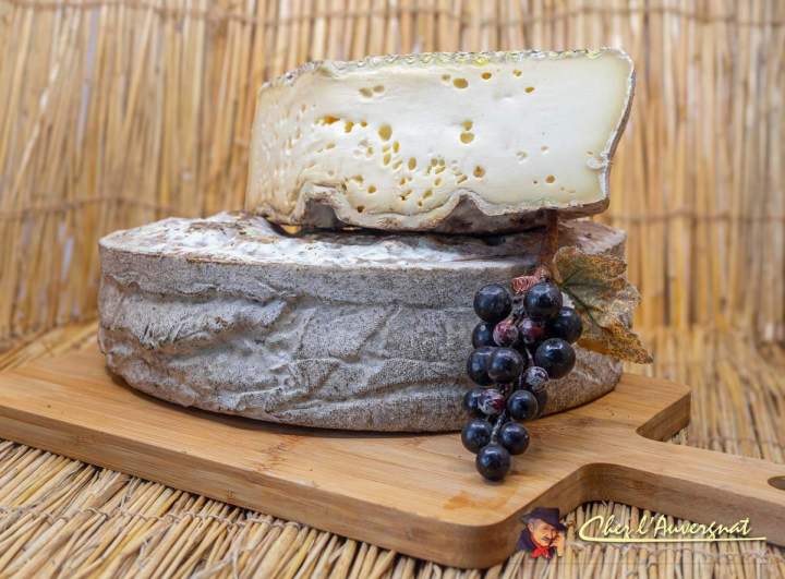 Chez l'Auvergnat vous propose des fromages de Franche-Comté authentiques et raffinés dans le Puy-de-Dôme.