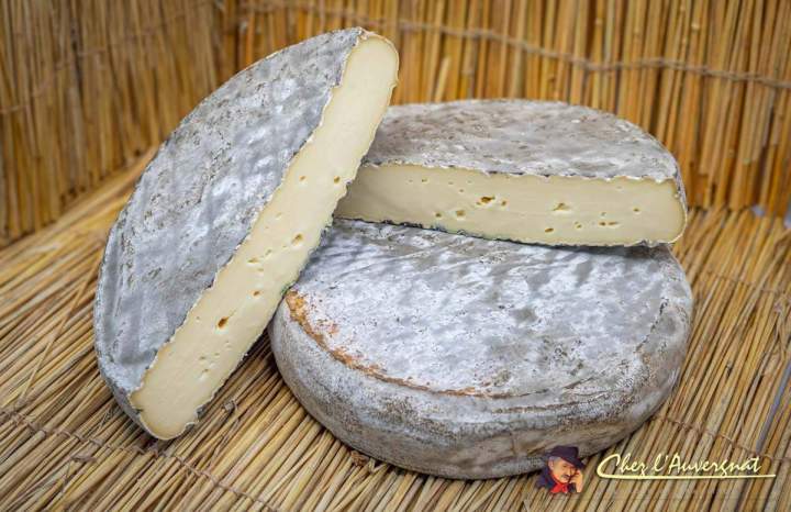Vente du fromage Saint-Nectaire fermier Puy-de-Dôme